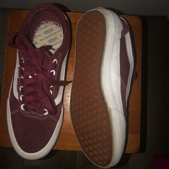 Women’s Vans - Picture 3 of 7